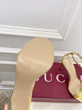 Load image into Gallery viewer, SE1669 Gucci Women&#39;s Sandal with Bamboo / Size5-11
