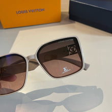 Load image into Gallery viewer, JW847 LB Sunglasses
