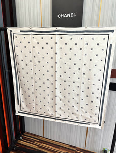 CLTH442 Chanel Square Scarf / 35.4 x 35.4in