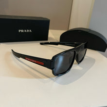 Load image into Gallery viewer, JW843 PD Sunglasses
