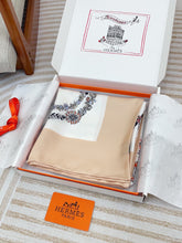 Load image into Gallery viewer, CLTH444 H Palonniers Scarf / 35.4 x 35.4in
