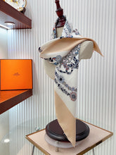 Load image into Gallery viewer, CLTH444 H Palonniers Scarf / 35.4 x 35.4in
