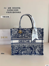 Load image into Gallery viewer, DR497 Book Tote Small/Medium/Large
