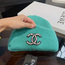 Load image into Gallery viewer, JW790 CC Beanie
