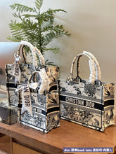 Load image into Gallery viewer, DR498 Book Tote Small/Medium/Large
