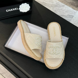 SE1672 Chanel Mules / Size5-11