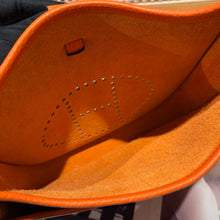Load image into Gallery viewer, HM197 Hermes Evelyne 23 / HIGHEST QUALITY VERSION / 23 cm
