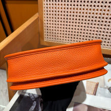 Load image into Gallery viewer, HM197 Hermes Evelyne 23 / HIGHEST QUALITY VERSION / 23 cm

