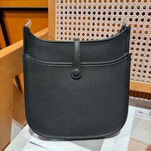 Load image into Gallery viewer, HM200 Hermes Evelyne 23 / HIGHEST QUALITY VERSION / 23 cm

