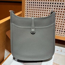 Load image into Gallery viewer, HM202 Hermes Evelyne 23 / HIGHEST QUALITY VERSION / 23 cm
