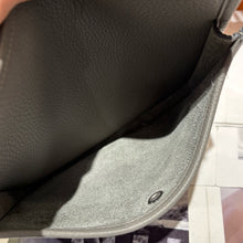 Load image into Gallery viewer, HM202 Hermes Evelyne 23 / HIGHEST QUALITY VERSION / 23 cm

