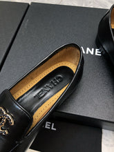 Load image into Gallery viewer, SE1542 CC Moccasins / Size5-10
