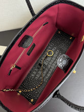 Load image into Gallery viewer, CC1463 CHANEL 26S Tote /  HIGHEST QUALITY VERSION /  35 x 21 x 12 cm
