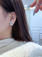 Load image into Gallery viewer, JW941 CC Earrings
