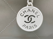 Load image into Gallery viewer, CC977 CHANEL 22 Bag / HIGHEST QUALITY VERSION / Small/Medium
