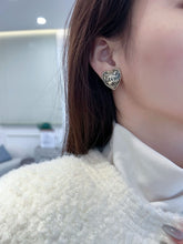 Load image into Gallery viewer, JW942 CC Earrings
