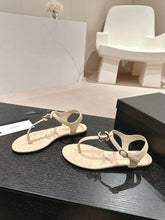 Load image into Gallery viewer, SE1344 CC Sandals / Size4-11
