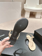 Load image into Gallery viewer, SE1344 CC Sandals / Size4-11
