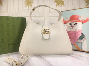 GC550 Aphrodite Medium Shoulder Bag / W15.3" x H15" x D.8"