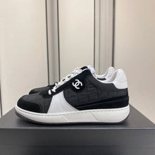 Load image into Gallery viewer, SE1222 CC Sneaker / Size5-10
