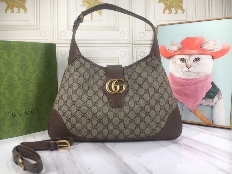 GC550 Aphrodite Medium Shoulder Bag / W15.3