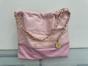 CC978 CHANEL 22 Bag / HIGHEST QUALITY VERSION / Small/Medium