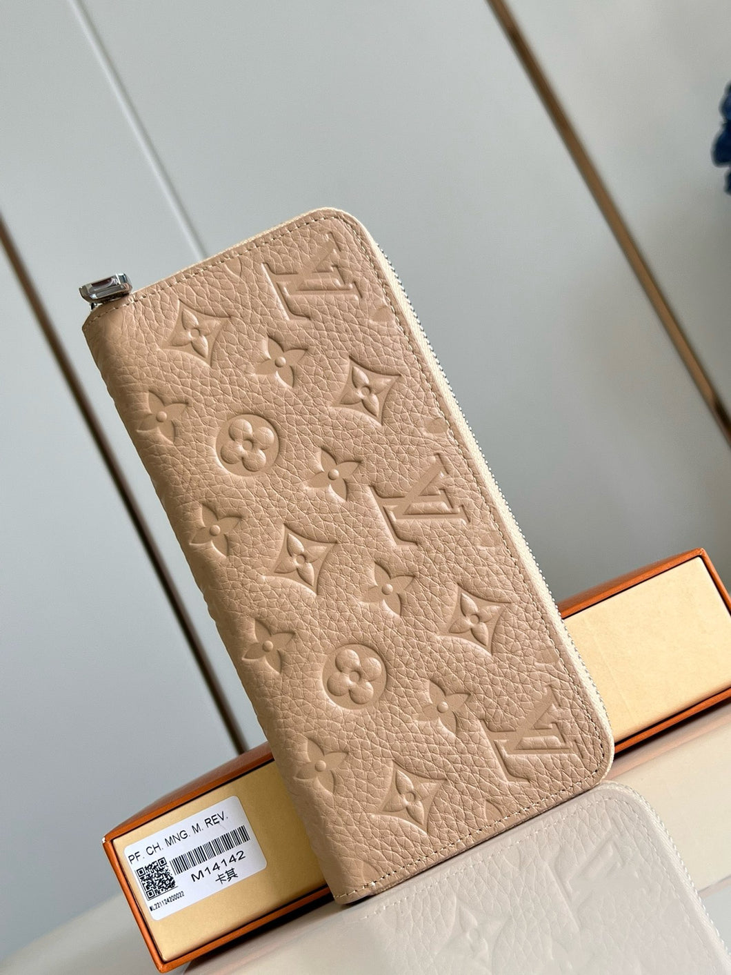 LB1249 Zippy Wallet Horizontal / 8.3 x 1 x 3.9 inches / HIGHEST QUALITY VERSION