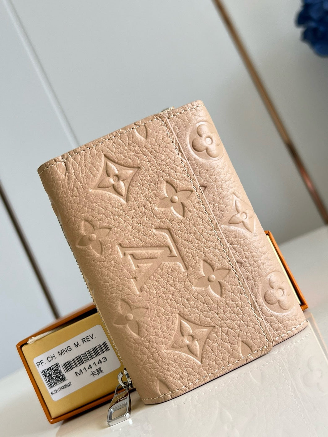 LB1251 Victor Wallet / 4.5 x 3.5 x 1 inches / HIGHEST QUALITY VERSION