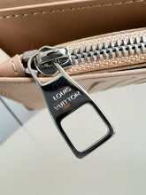 Load image into Gallery viewer, LB1250 Brazza Wallet / 3.9 x 7.5 x 0.8 inches / HIGHEST QUALITY VERSION
