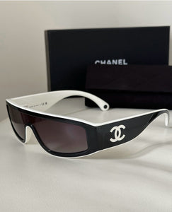 JW985 CC Cat Eye Sunglasses