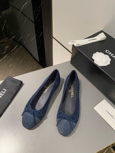 Load image into Gallery viewer, SE1425 CC Ballet flats / Size4-12
