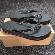 Load image into Gallery viewer, SE1357 Christanlou Flip Flops / Size5-11
