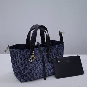 DR416 Medium Dior Toujours Bag / 11 x 8.5 x 6.5 inches / HIGHEST QUALITY VERSION