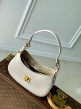 Load image into Gallery viewer, LB1516 LV Low Key Shoulder Bag / HIGHEST QUALITY VERSION / 26 x 18 x 7 cm
