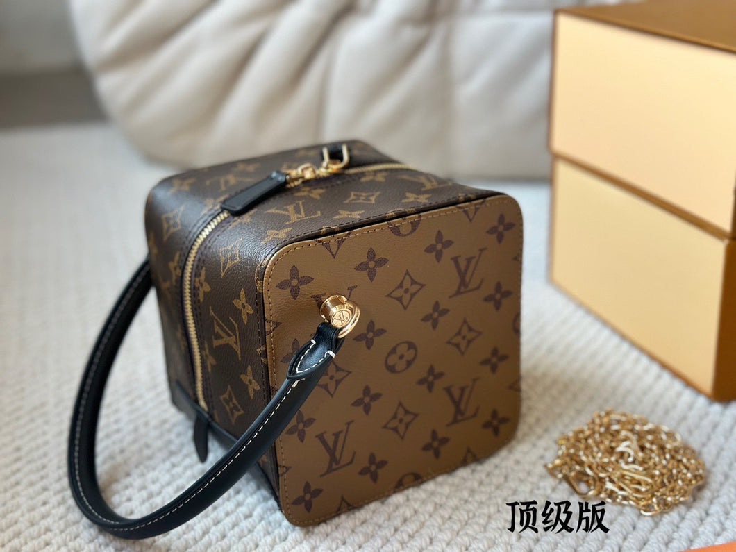 LB882 Square Bag / 5.9x5.9x5.9inch