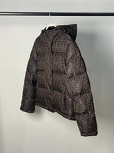 Load image into Gallery viewer, CLTH477 Fendi Short Down Jackets
