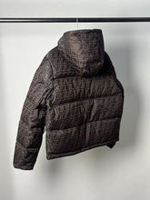 Load image into Gallery viewer, CLTH477 Fendi Short Down Jackets
