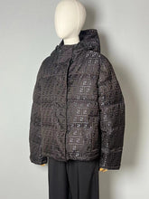 Load image into Gallery viewer, CLTH477 Fendi Short Down Jackets
