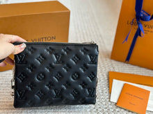 Load image into Gallery viewer, LB1154 Coussin BB / 8.3 x 6.3 x 2.8 inches
