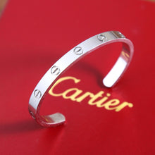 Load image into Gallery viewer, JW821 LOVE Bracelet
