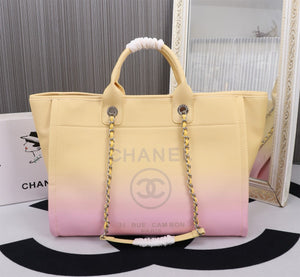 CC920 Shopping Bag / 10.1 × 16 × 6.6 in