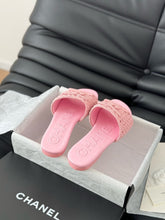 Load image into Gallery viewer, SE1427 CC Slide Sandals / Size5-11

