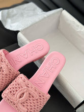 Load image into Gallery viewer, SE1427 CC Slide Sandals / Size5-11
