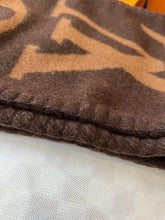 Load image into Gallery viewer, CLTH365 LB Sweet Dreams Scarf / 94.5 x 10.2 inches
