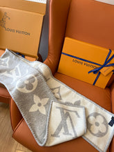 Load image into Gallery viewer, CLTH365 LB Sweet Dreams Scarf / 94.5 x 10.2 inches
