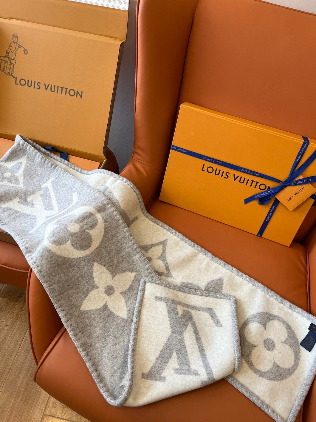 CLTH366 LB Sweet Dreams Scarf / 94.5 x 10.2 inches