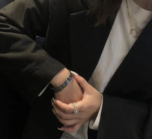 Load image into Gallery viewer, JW717 Bracelet with Double G in Silver
