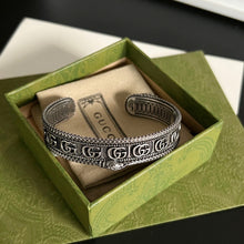 Load image into Gallery viewer, JW718 Silver ring with Double G
