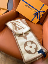 Load image into Gallery viewer, CLTH367 LB Sweet Dreams Scarf / 94.5 x 10.2 inches
