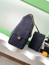 Load image into Gallery viewer, CC1198 CHANEL 25 Small/Medium Handbag / HIGHEST QUALITY VERSION
